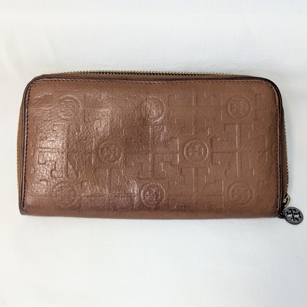 Tory Burch Brown Embossed Logo Large Leather Wallet